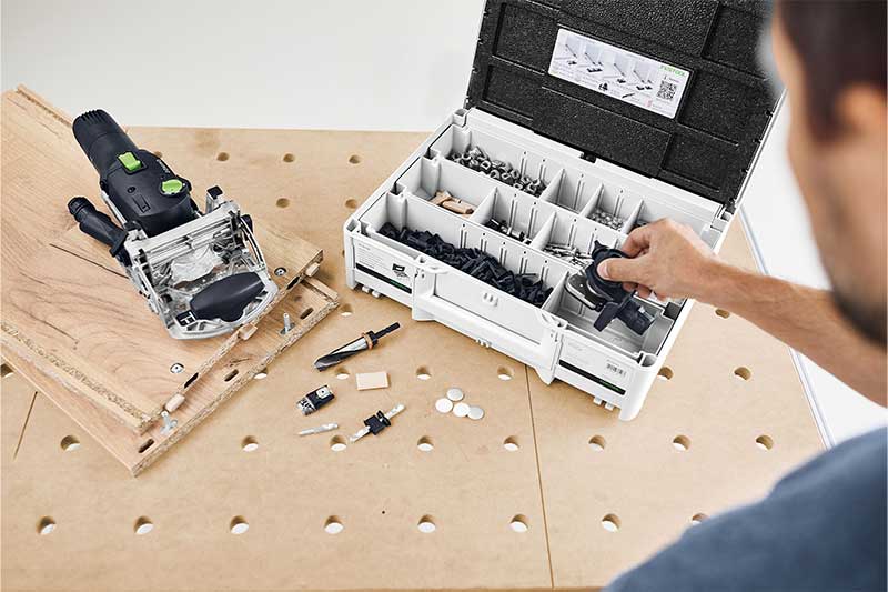 Verbiner und Dübel in Systainer