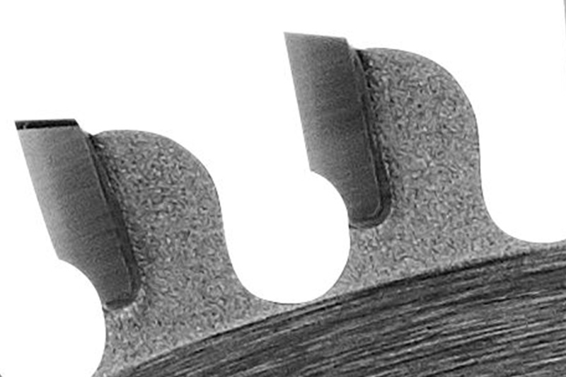 Nahaufnahme eines Kreissägeblatts