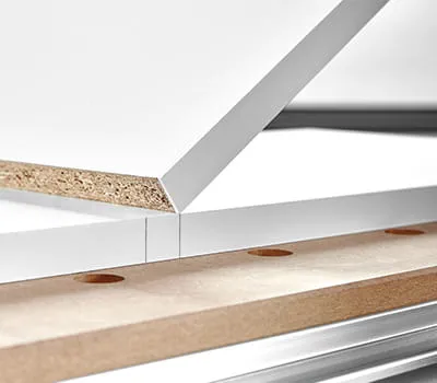 Mittelboden positionieren