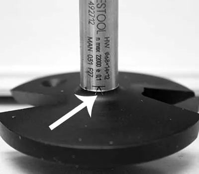 Mindesteinspanntiefe beachten