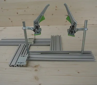 Winkelanschläge montieren