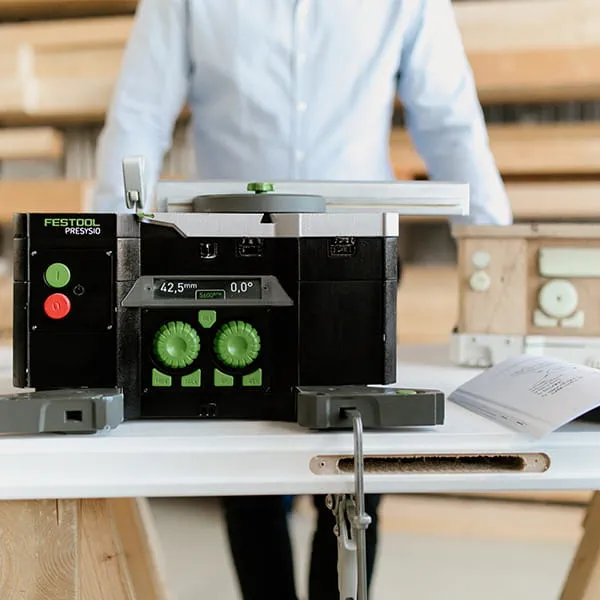 Die Festool Entwickler Matthias Kübeler und Andreas Sdrzallek