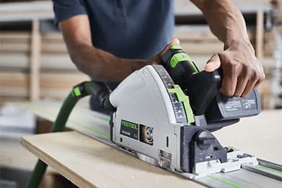 Die SawStop-Technologie in der Festool Tischkreissäge TKS 80