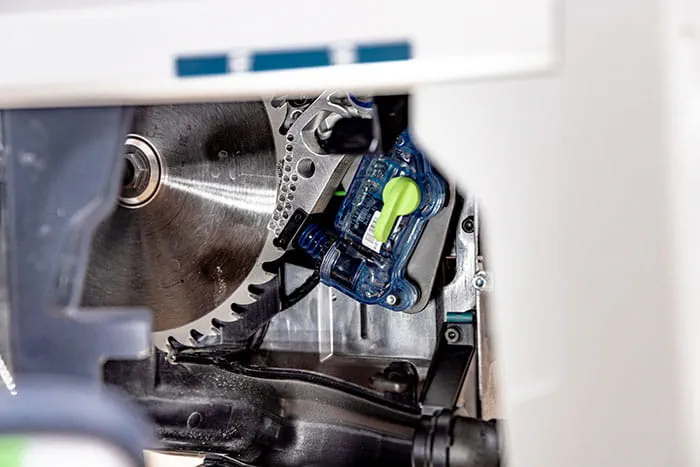 Die Festool Tischkreissäge TKS 80 mit der SawStop Technologie