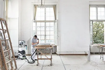 Die Restaurierung der Fensterrahmen mithilfe von Festool Geräten