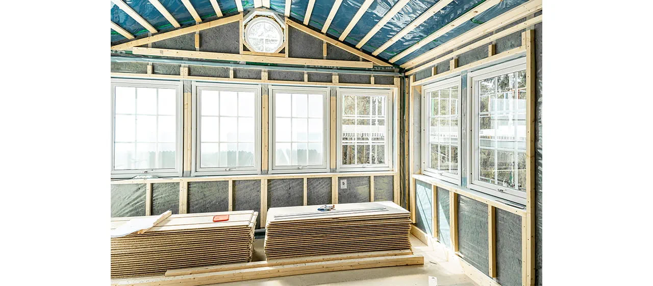 Blick auf Konstruktion und das Material für den Innenausbau