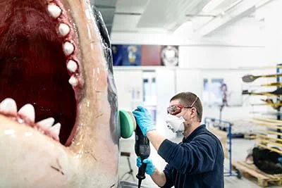 Schleifarbeiten mit dem Akkuschleifer