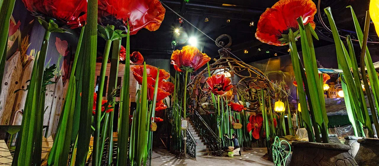 Bunt bemalte Blumen des Europaparks