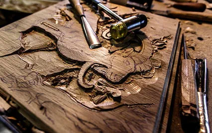 Schnitzereien aus Holz