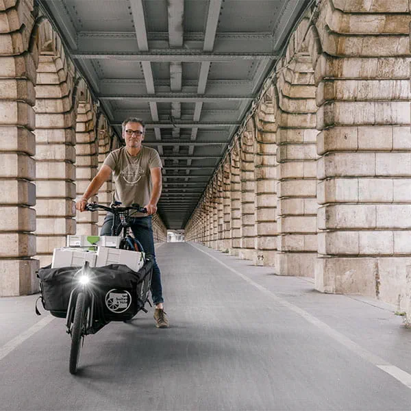 Philippe Genty ist Tischler in Paris