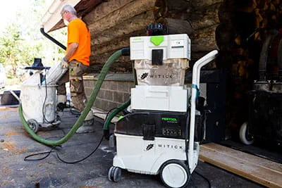 Absaugung mit dem Festool Absaugmobil auf der Baustelle