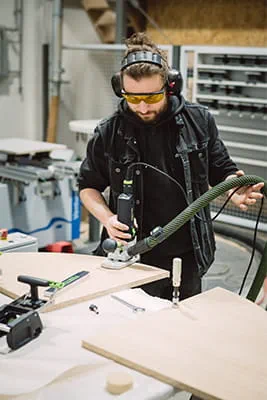 das ehemals kleine Start-Up als Spezialist für anspruchsvolle Innenausbauten