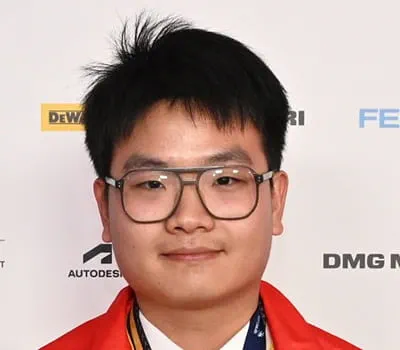 Der chinesische Maler Xiaofei Zhang